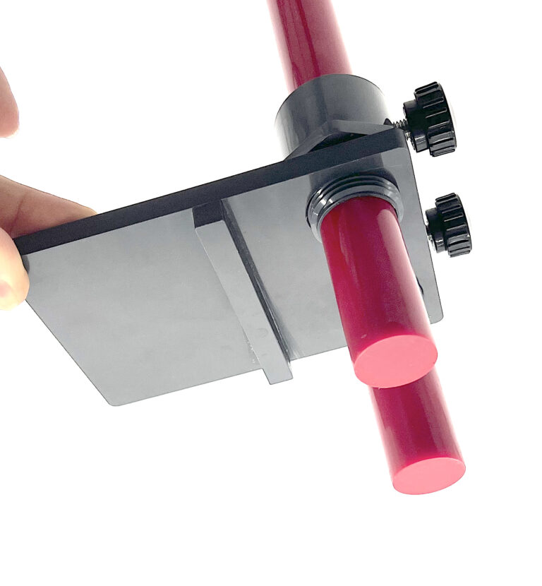 Mounting plate for tank level